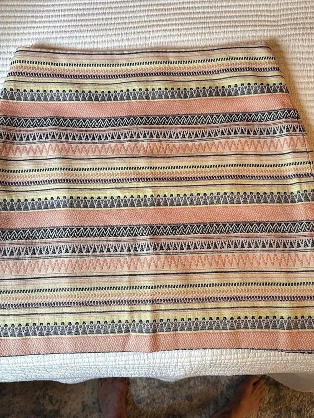 LOFT Geometric Mini Skirt in Pink & Green Size 6 Like New